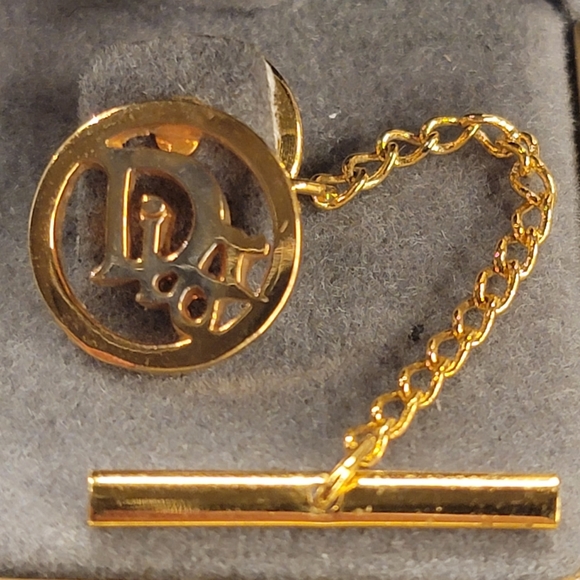 CHRISTIAN DIOR Vintage Gold Logo Pin - Picture 6 of 6